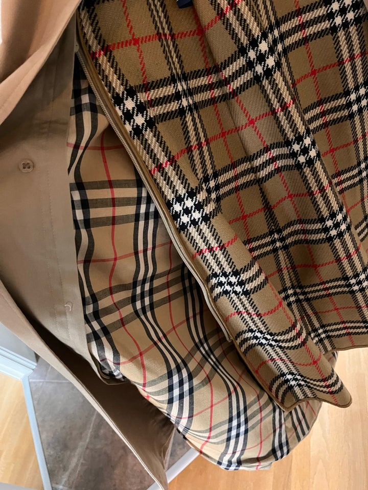 Frakke, str. 36, Burberry