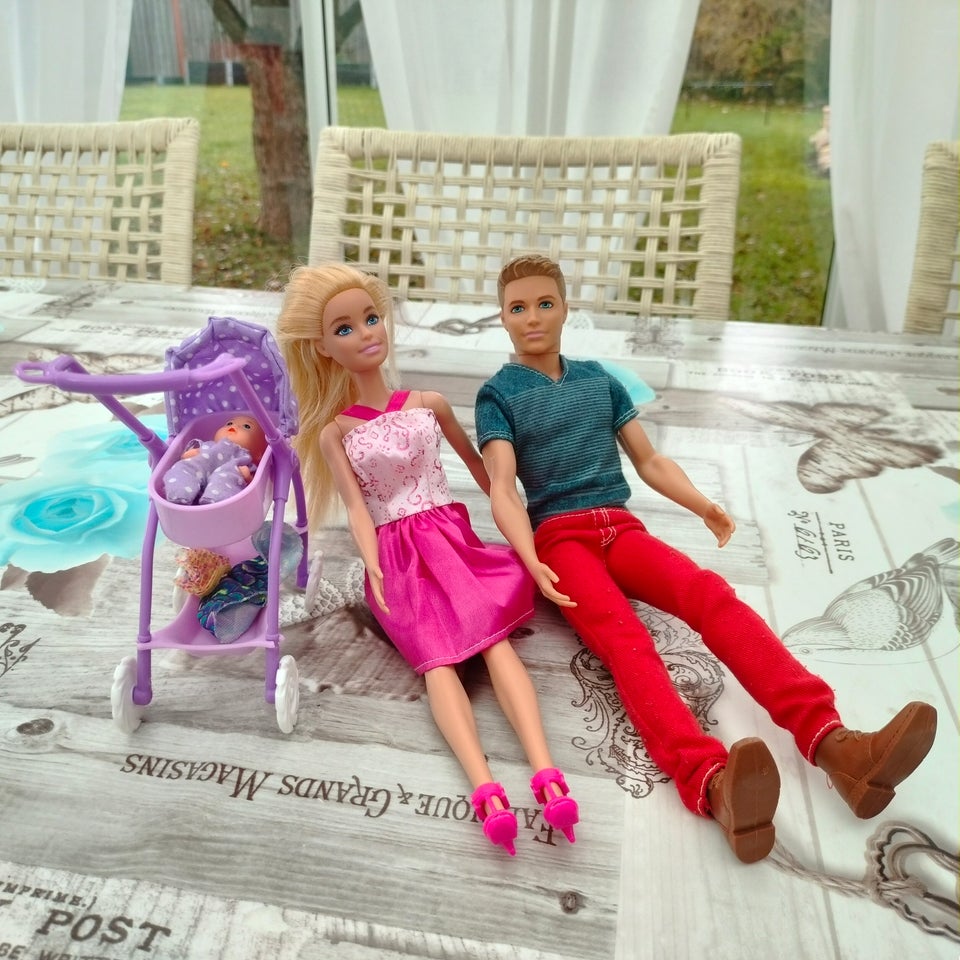 Barbie, Barbie og Ken med baby