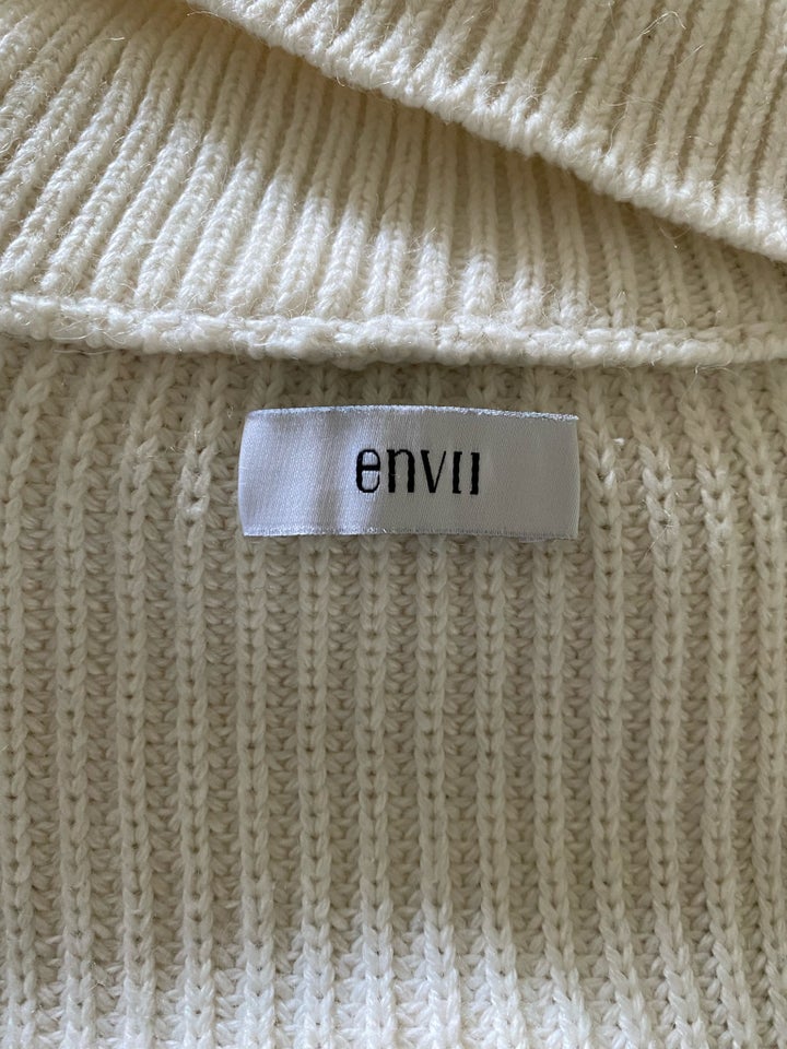 Sweater, Envii, str. 40