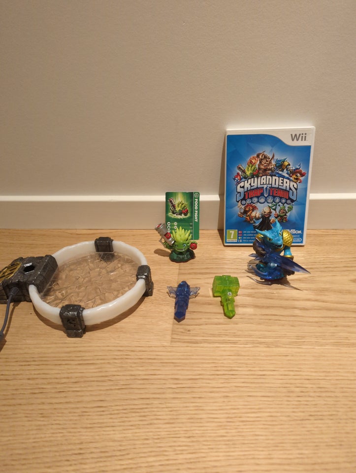 Skylanders Trap Team + figurer,