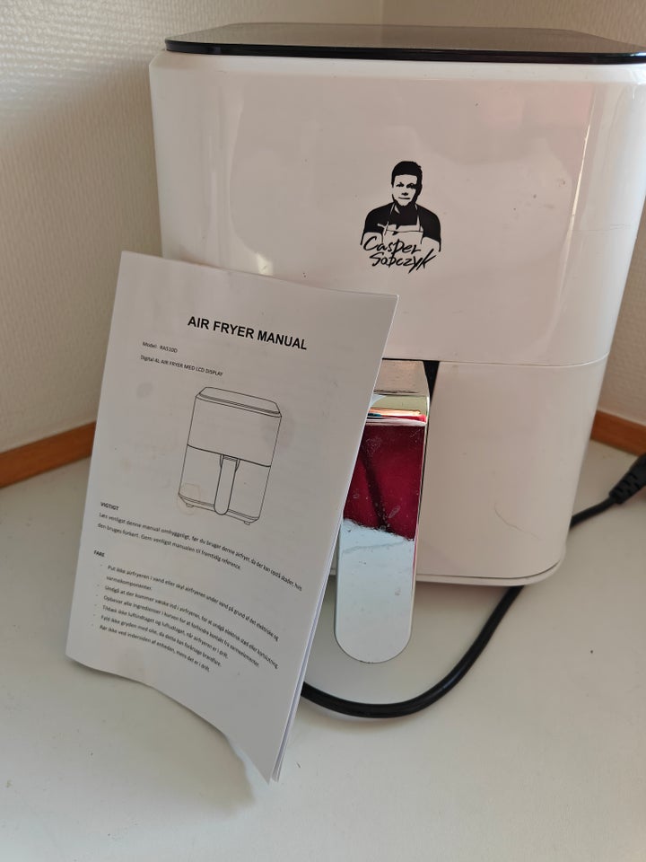 Airfryer, Casper Sobczyk