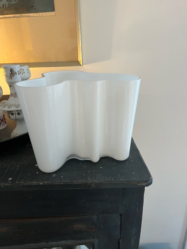 Vase, Vase, Alvar aalto