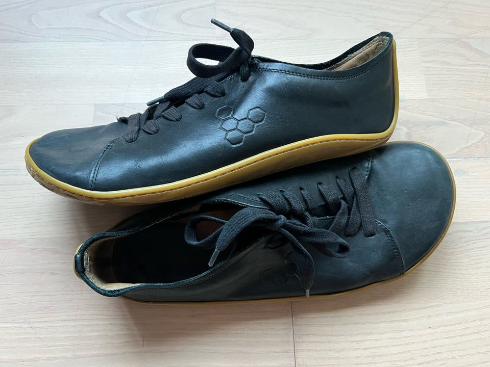 Andet, Vivobarefoot, str. 44