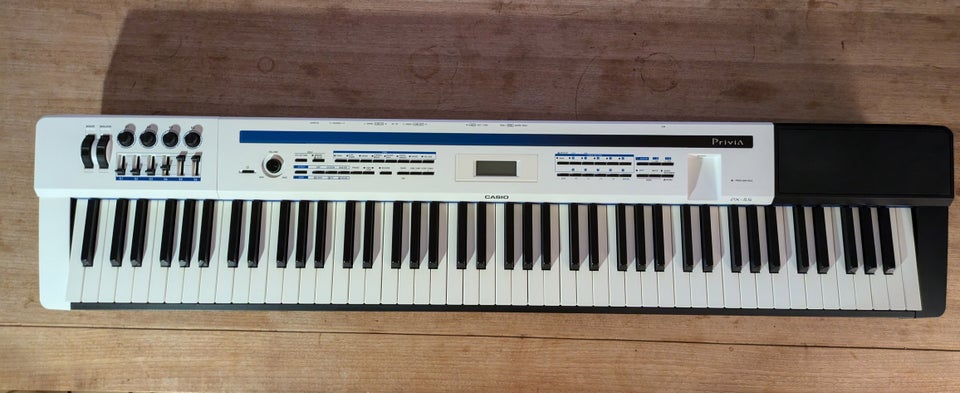 Digitalpiano, Casio Privia PX-5S