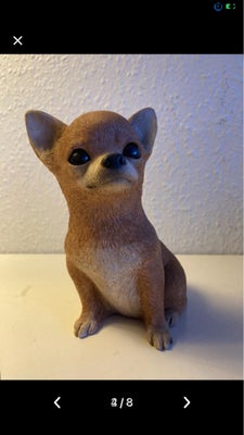 Chihuahua naturtro skulptur 