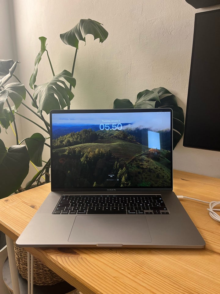 MacBook Pro, 2019, 2,6 GHz 6-Core