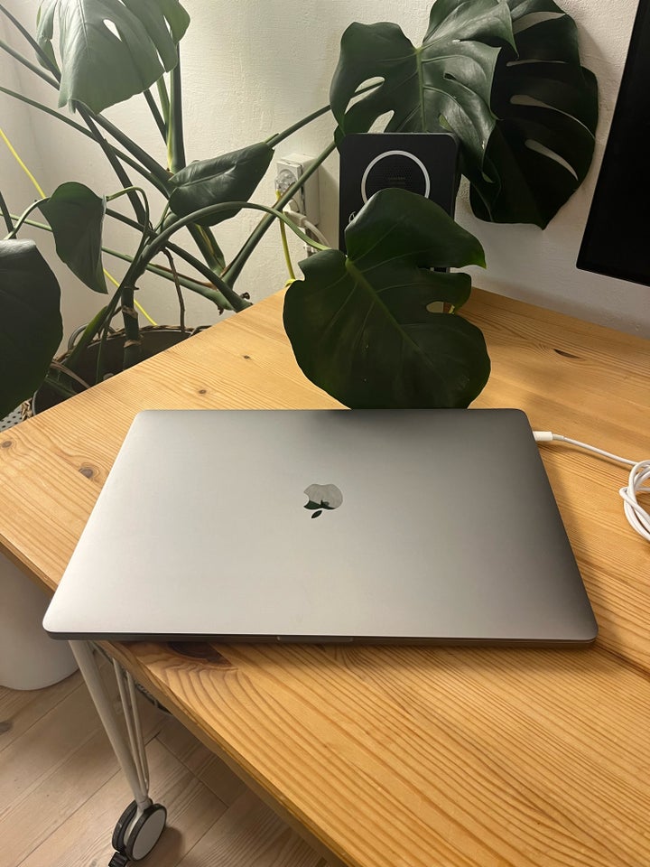 MacBook Pro, 2019, 2,6 GHz 6-Core