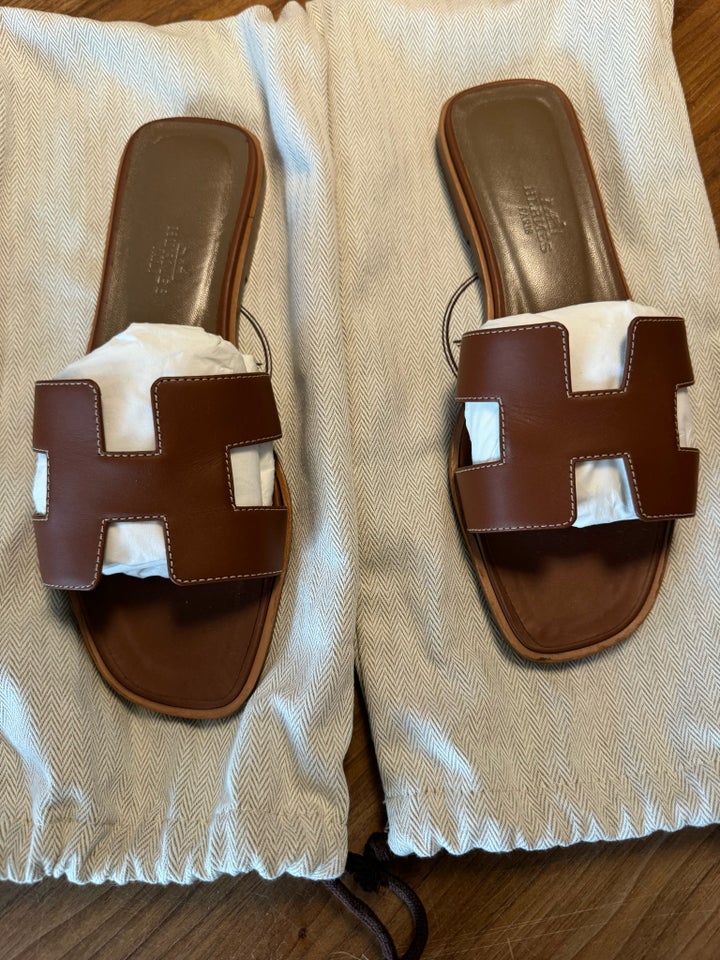 Sandaler, str. 37, Hermes