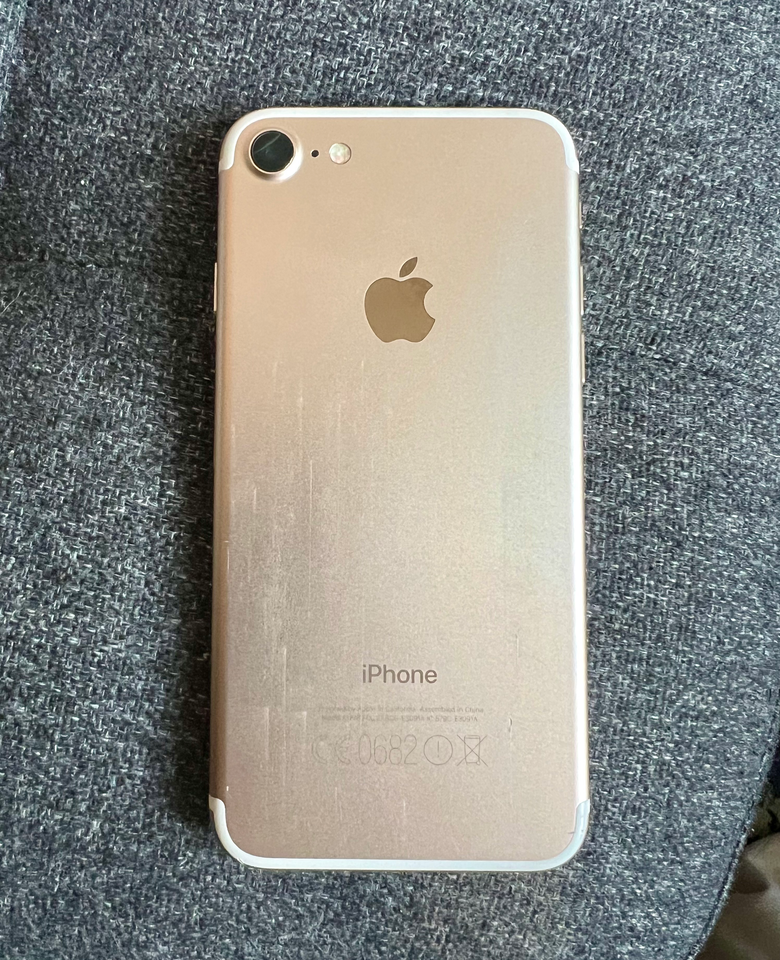 iPhone 7, 128 GB, guld