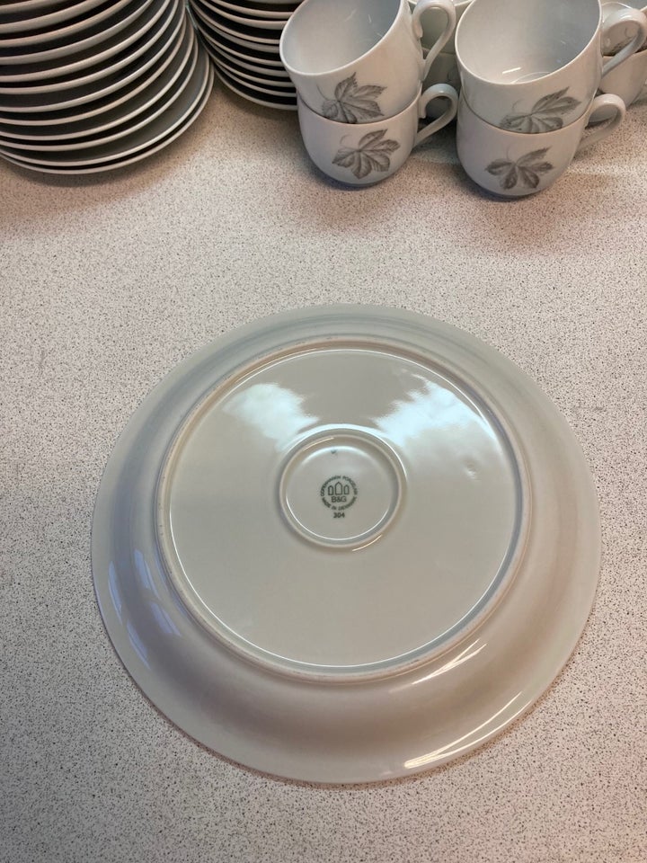 Porcelæn, Fad Løvfald, Bing 