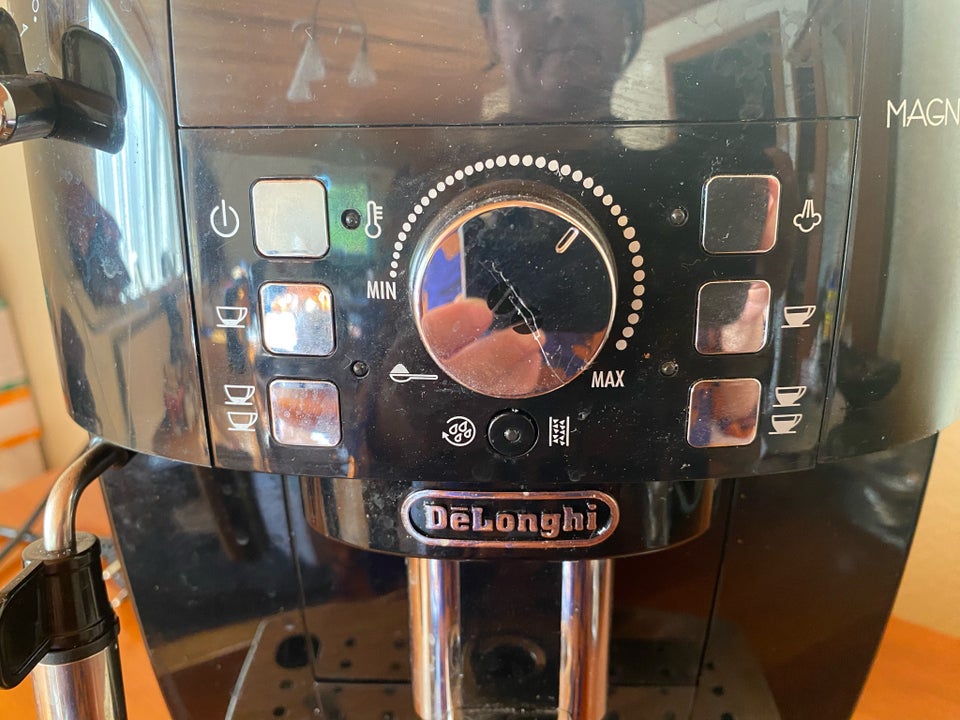 Espressomaskine  DELonghi