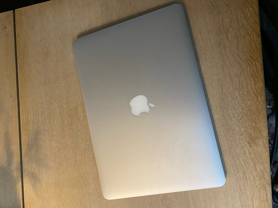 MacBook Air, Mid 2011, 128 GB