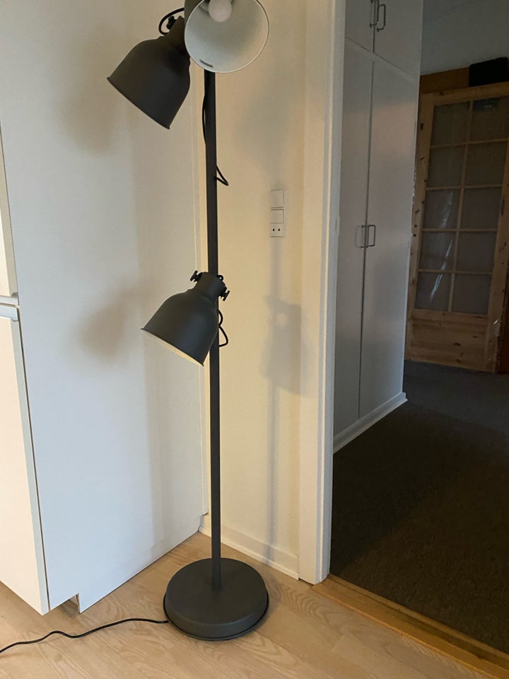 Standerlampe