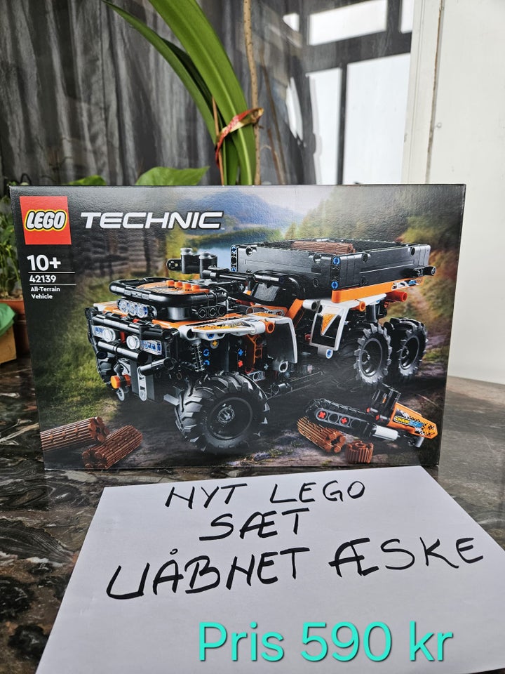 Lego Technic, 42139