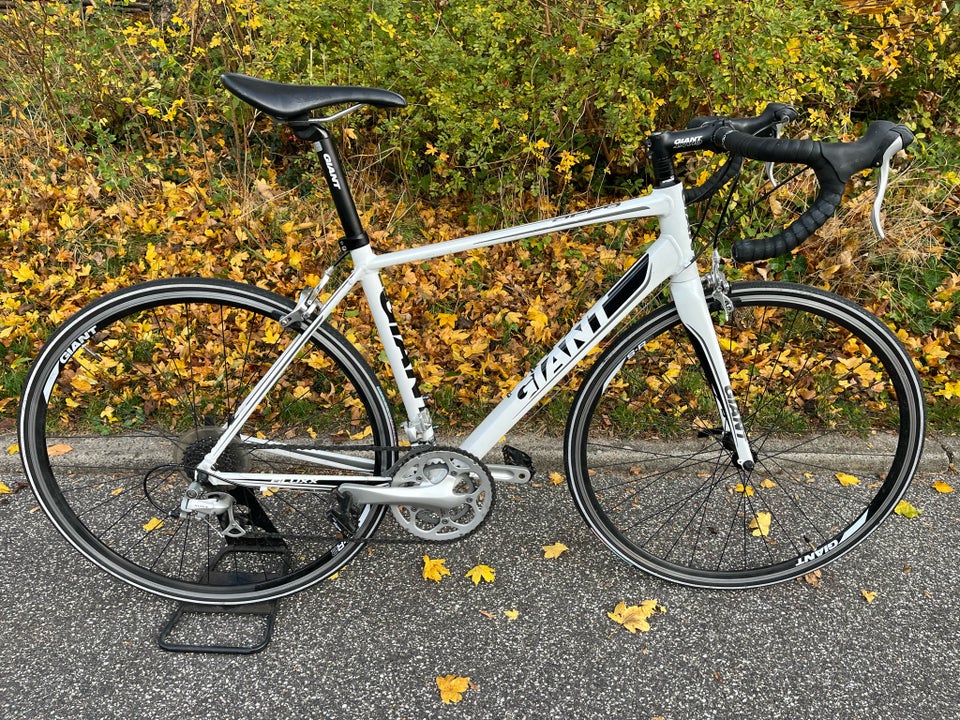 Dameracer, Giant Defy, 18 gear