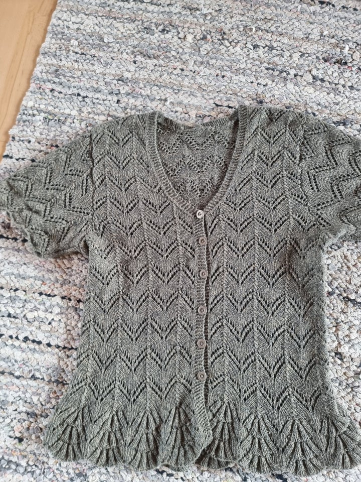 Cardigan, Strik, str. 40