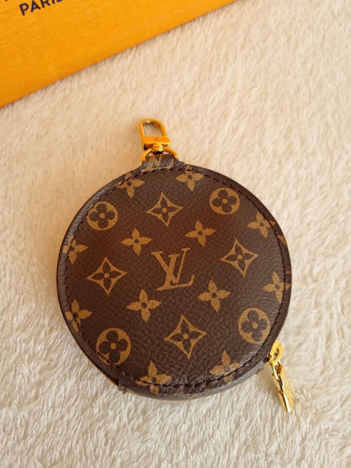 Pung, Louis vuitton