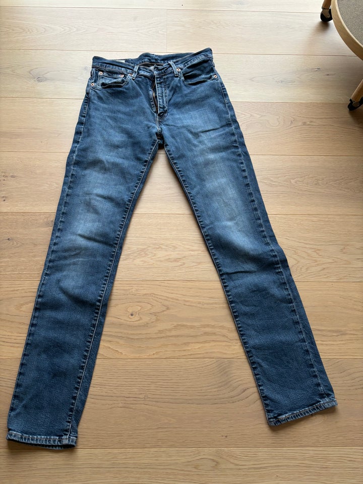 Jeans, Levis, str. 32