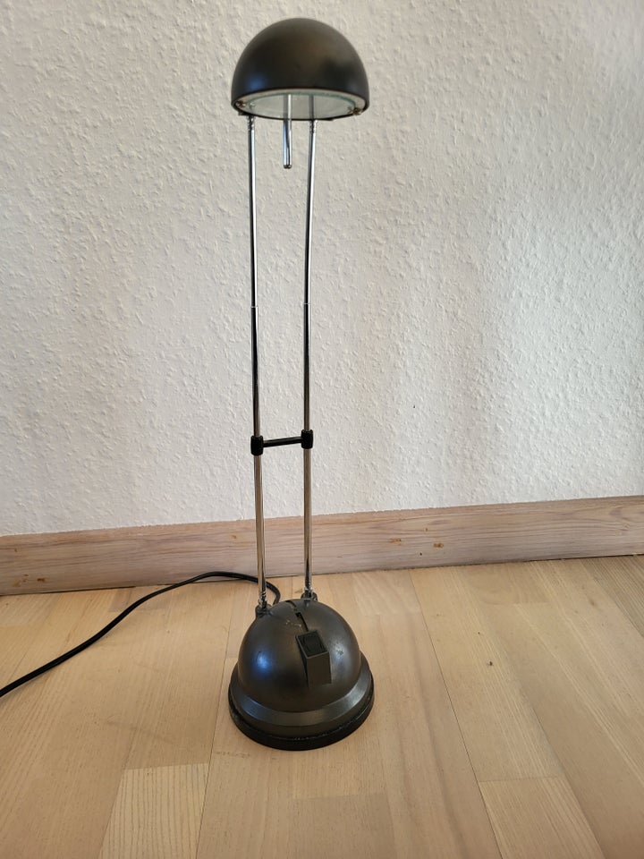 Skrivebordslampe