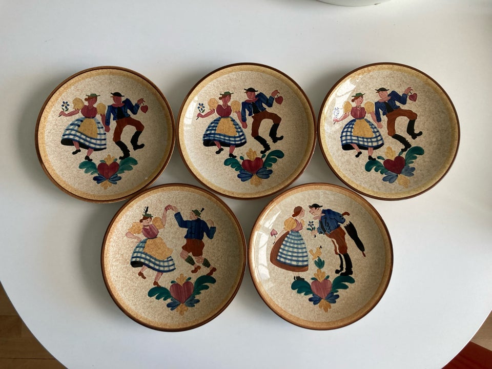 Porcelæn 5 sjove gamle