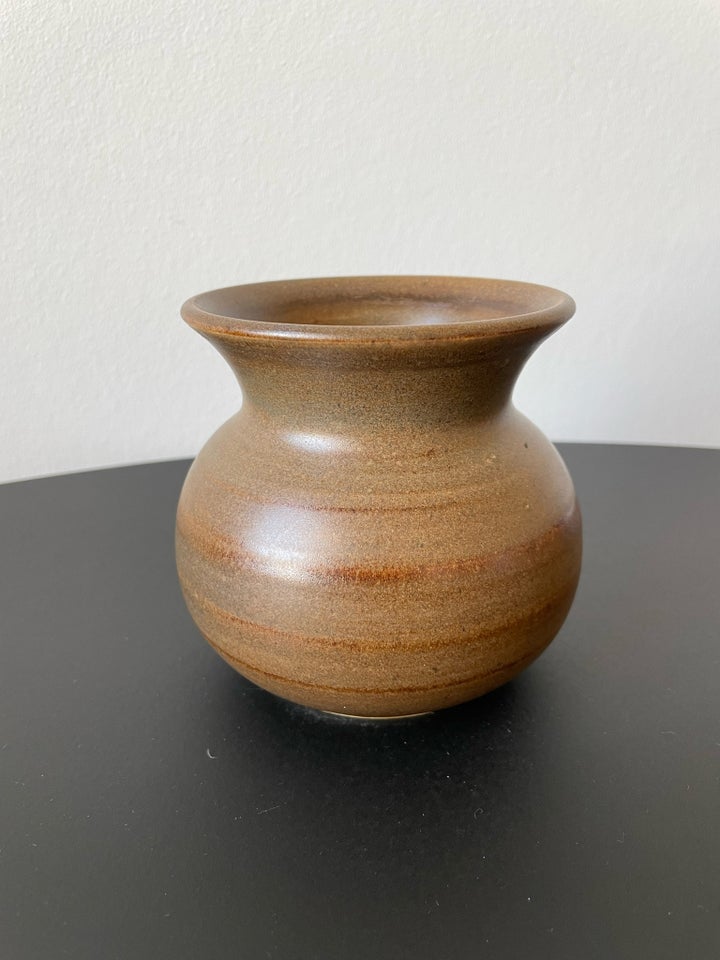 Stentøj, Vase, Ukendt