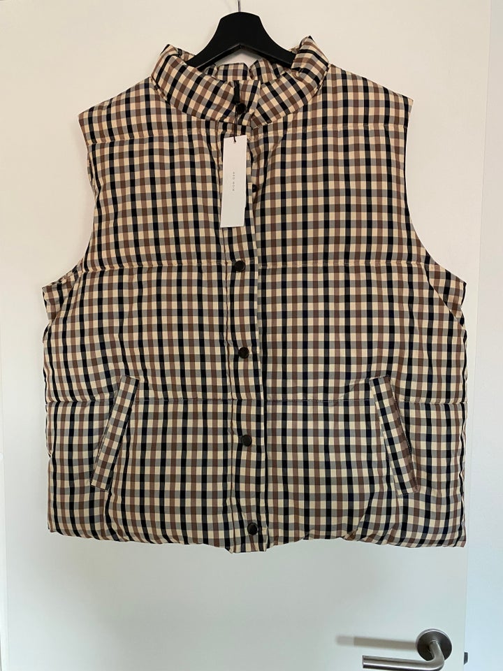 Vest Vest Neo noir