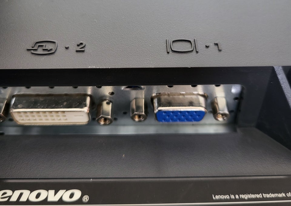 Lenovo ThinkVision L2240pwD 22