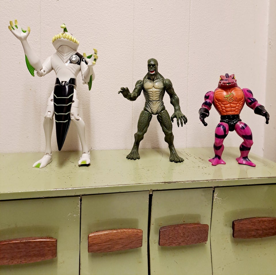 Ben 10 , spiderman . Motu, Figurer