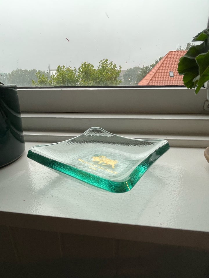 Glas Askebæger Skjold burne