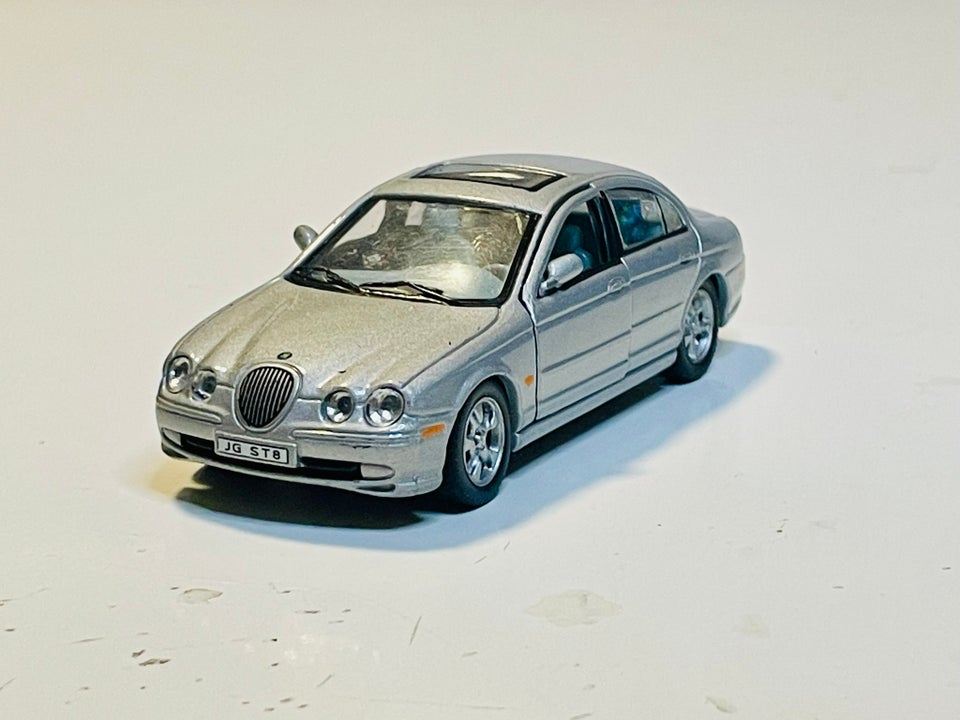 Modelbil, Cararama Jaguar S-Type,