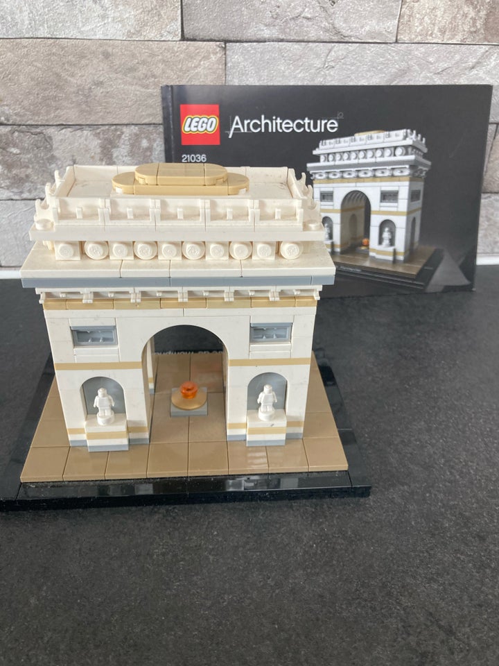 Lego Architecture, Arc de