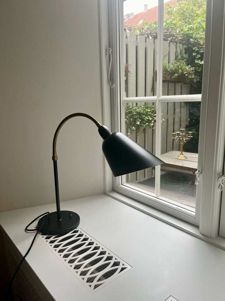 Arkitektlampe, Arne Jacobsen