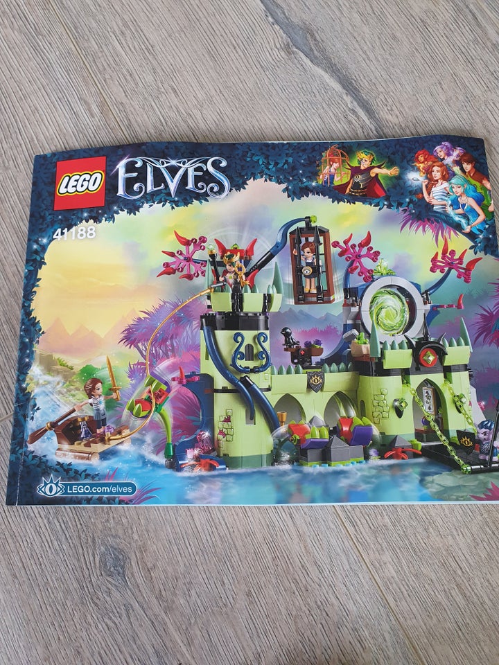 Lego Elves Flugten fra