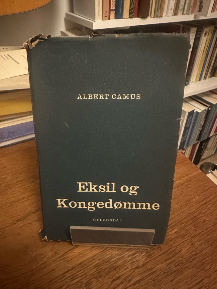 Reserveret Eksil og kongedømme,