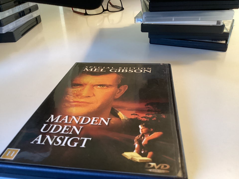 Manden uden ansigt  DVD drama