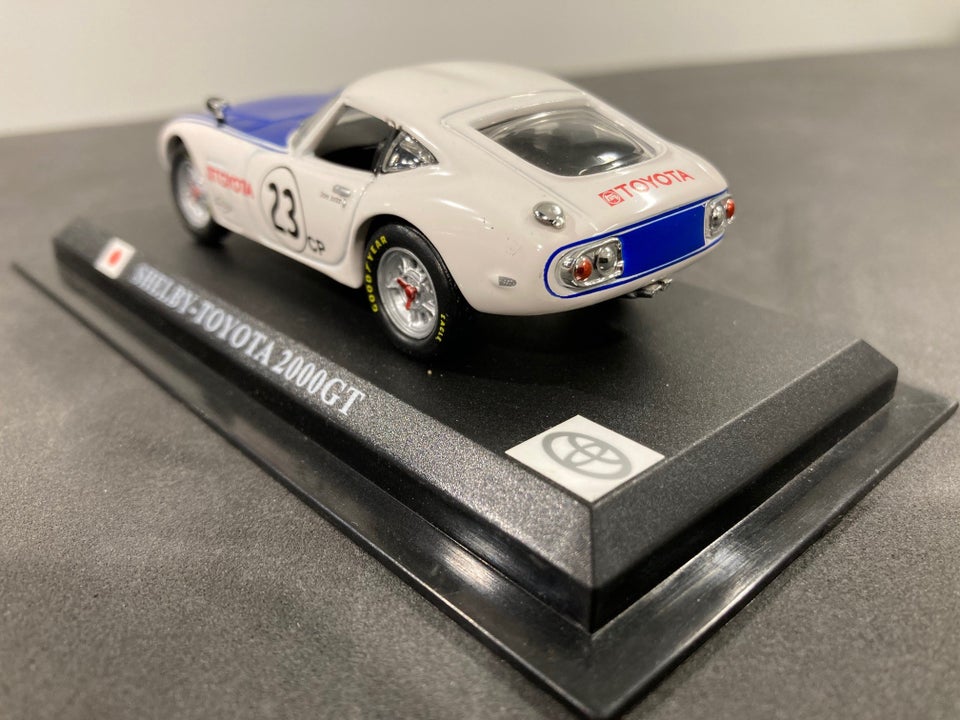 Modelbil, Toyota 2000 GT Shelby