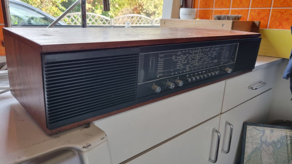 AM/FM radio, Bang  Olufsen,