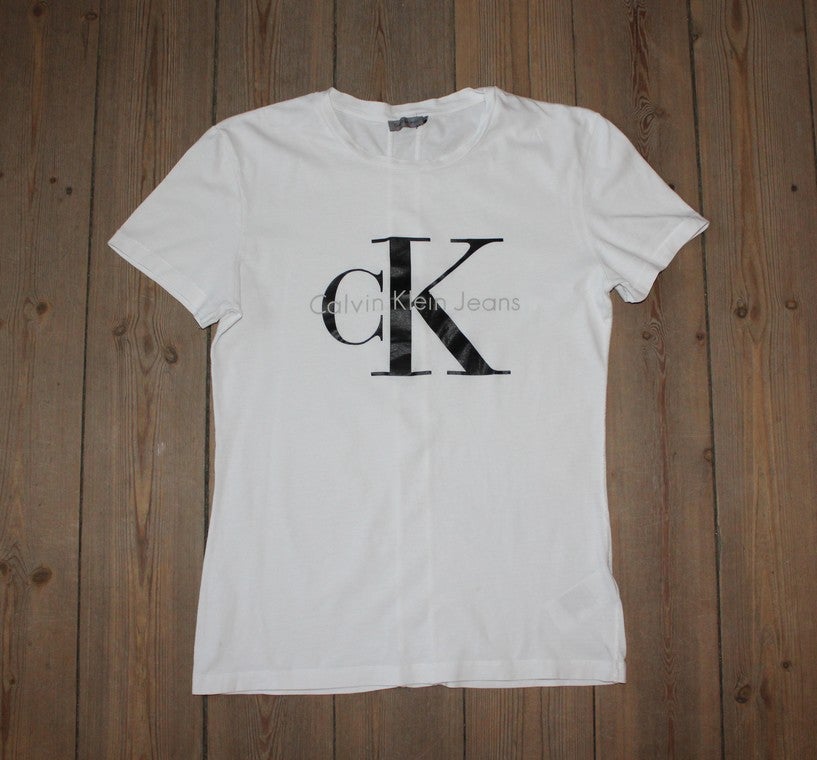 T-shirt, Calvin Klein, str. 38