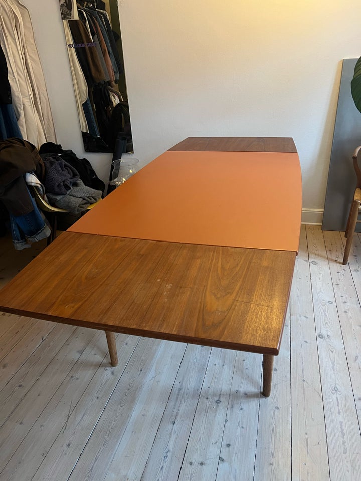 Spisebord, Teak og eg , b: 89 l: 128