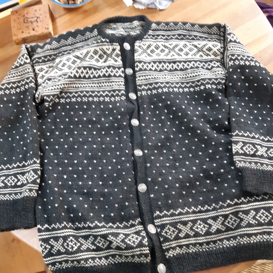 Cardigan, norsk retro, str. XL