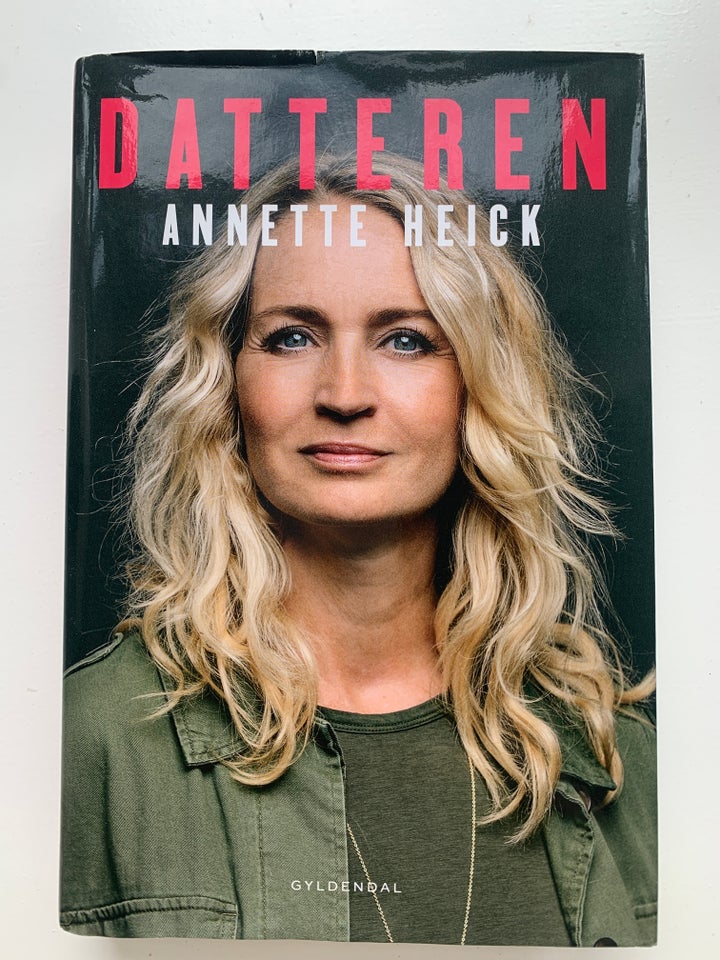 Datteren, Annette Heick