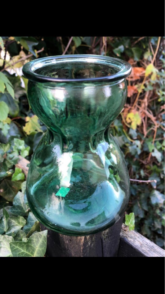 Smuk grøn glas skål  Vintage grønt