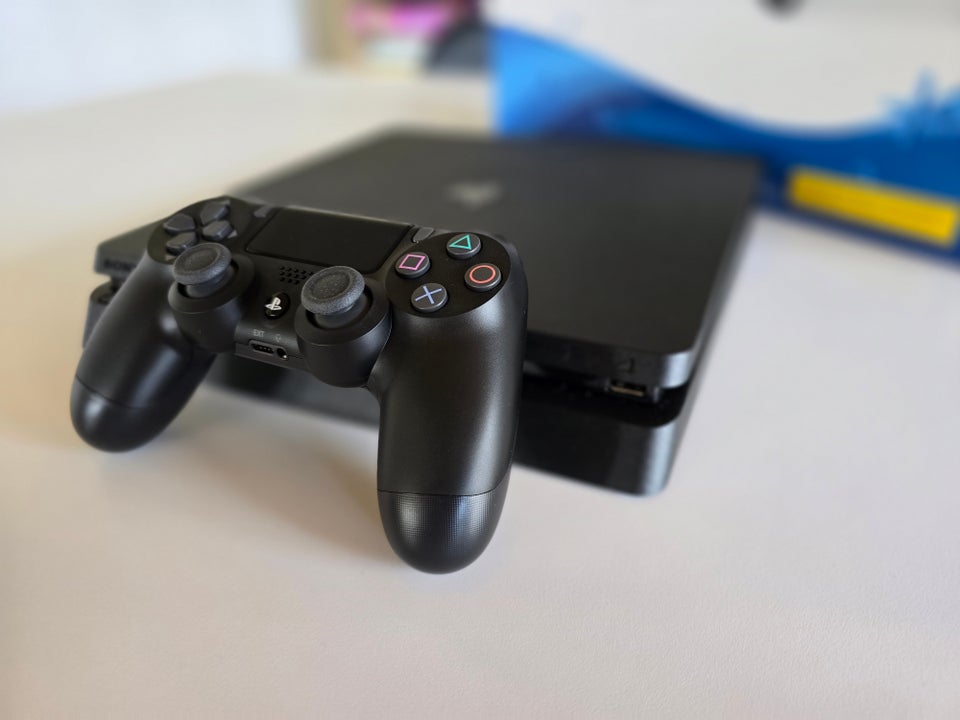 Playstation 4 Slim Perfekt