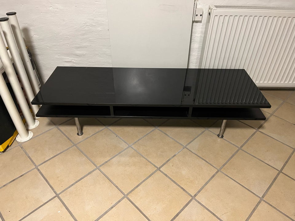 Tv bord, IKEA, andet materiale