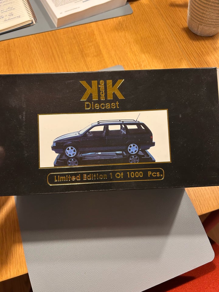 Modelbil, KK Scale VW Passat, skala