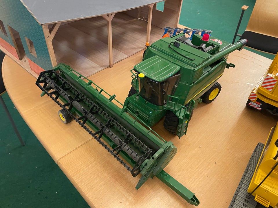 Traktor, Landbrugsmaskiner,