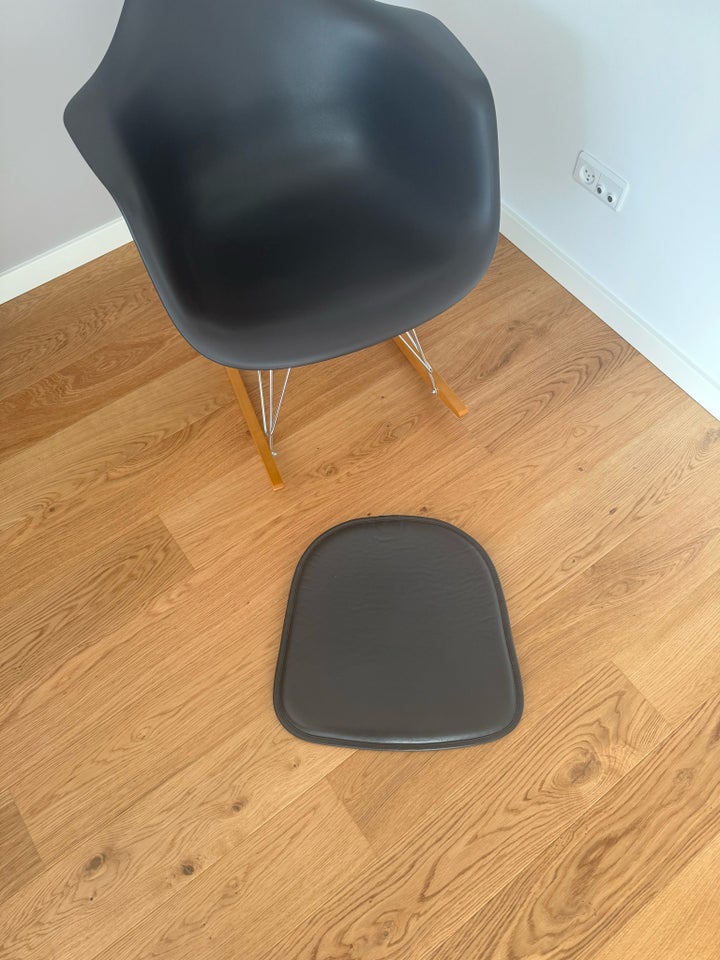 Eames RAR Gyngestol