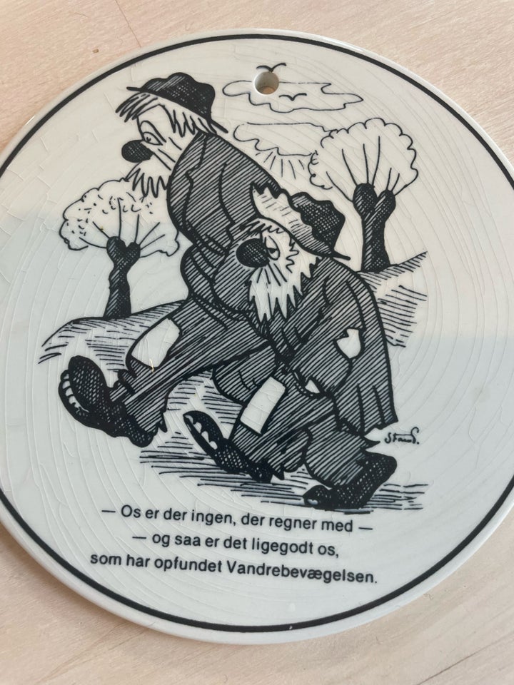 Platter, platte knapstrup