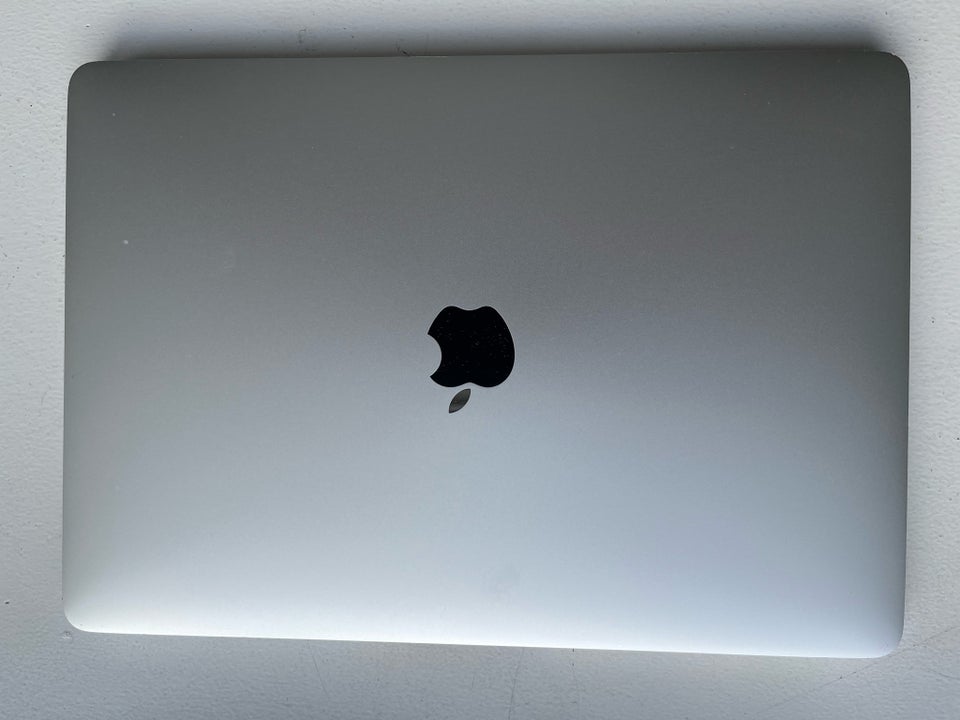 MacBook Pro, 13” 2017, 2.3