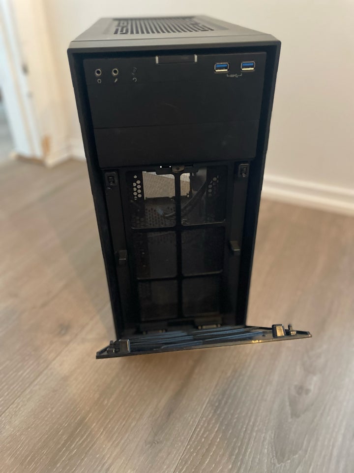 Kabinet, Corsair  CoolerMaster,